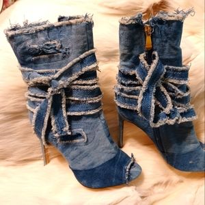 THESE BOOTS ARE HOT!!!!!